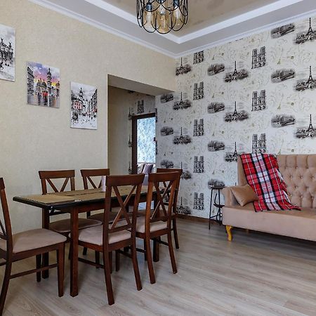 Historic Apartment Sofia In The Old Town Lviv Exterior foto