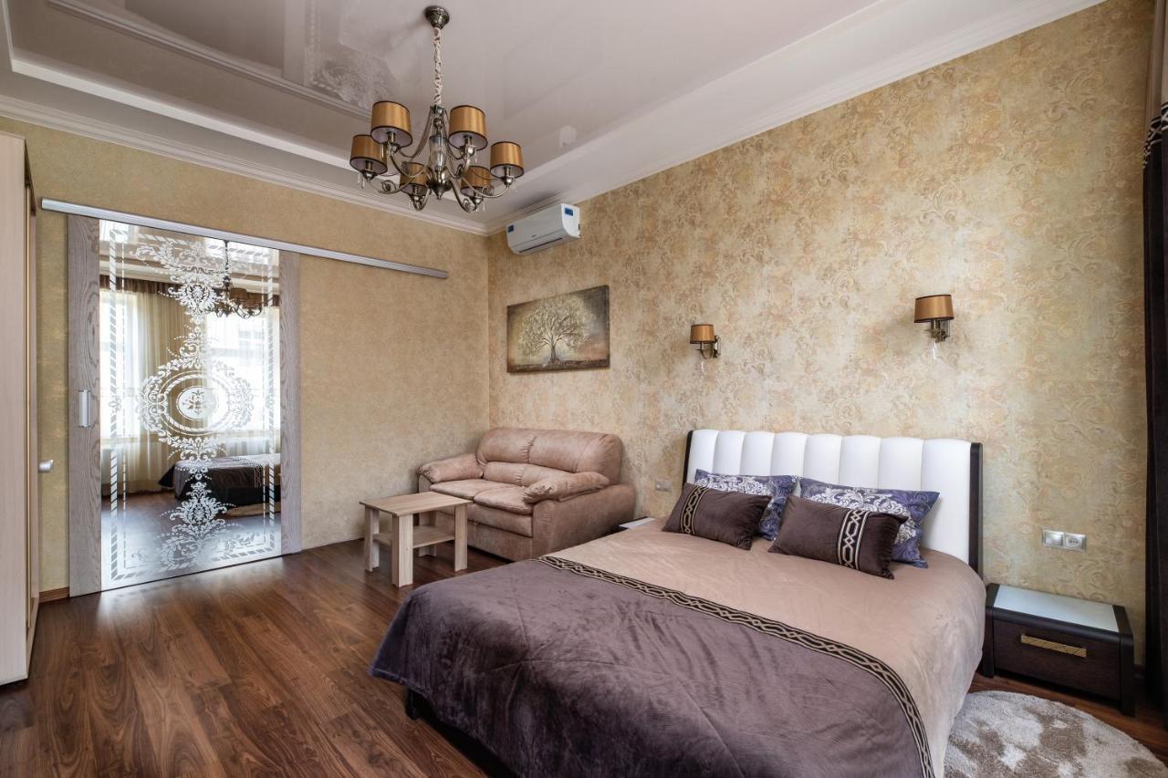 Historic Apartment Sofia In The Old Town Lviv Exterior foto