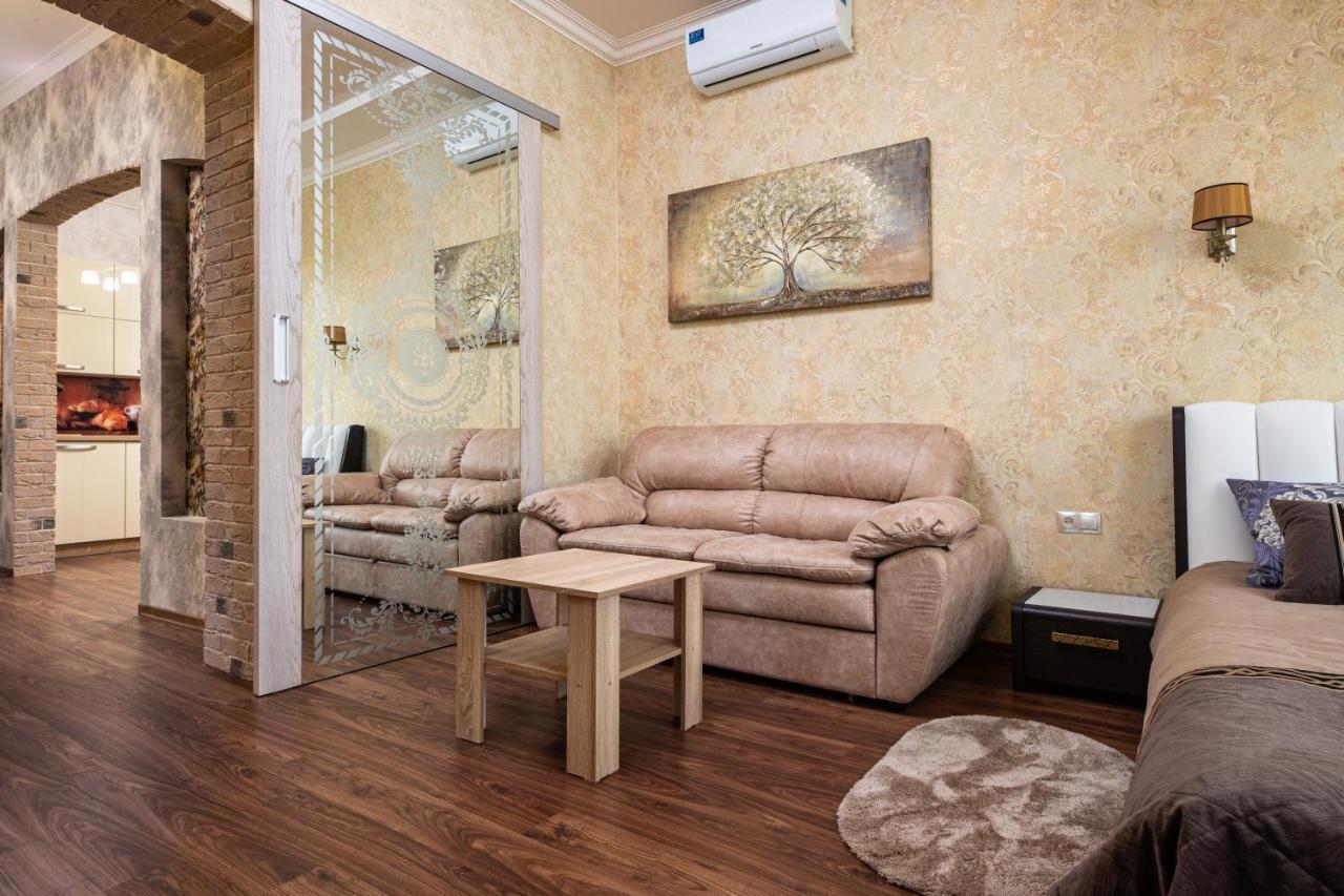 Historic Apartment Sofia In The Old Town Lviv Exterior foto